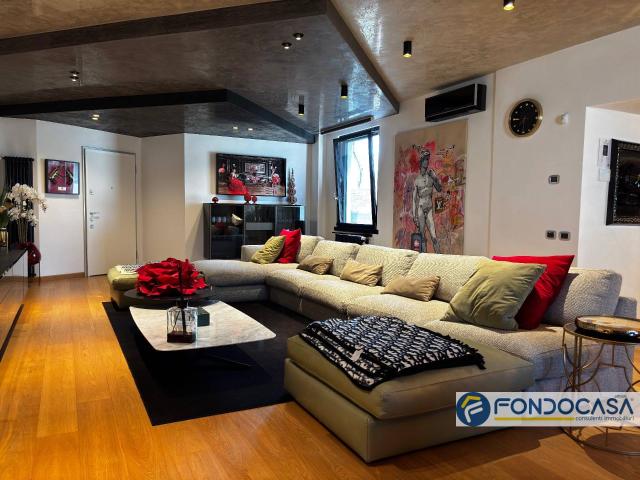 Villa Indipendente in vendita a Palazzolo Sull'oglio, Lombardia