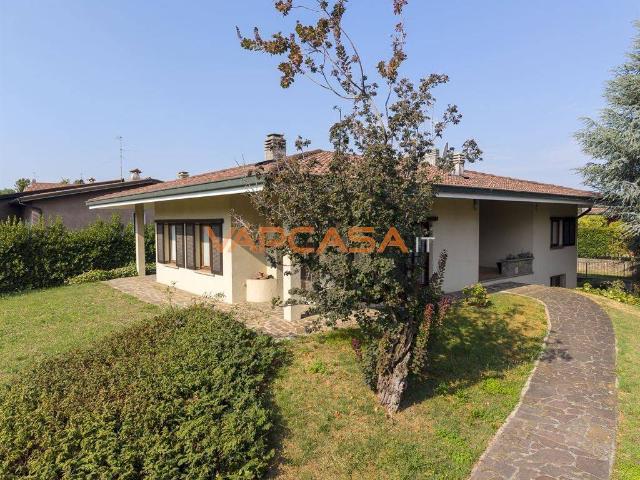 Villa Indipendente in vendita a Mura, Palazzolo Sull'oglio