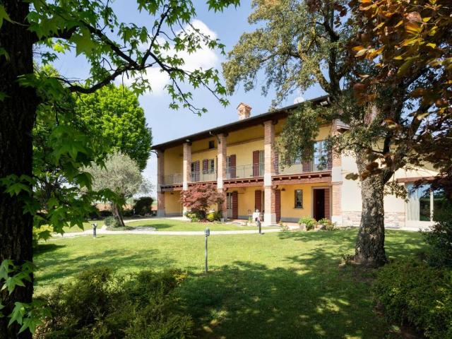 Villa Indipendente in vendita a Palazzolo Sull'oglio, Lombardia