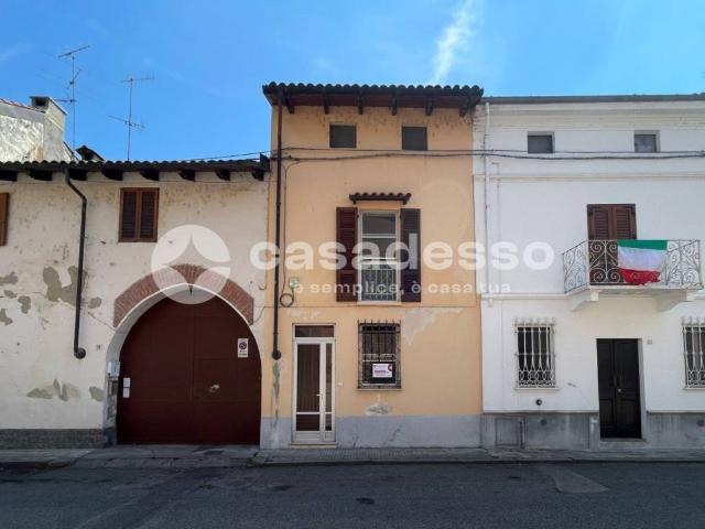 Villa Indipendente in vendita a Piemonte, Vercelli