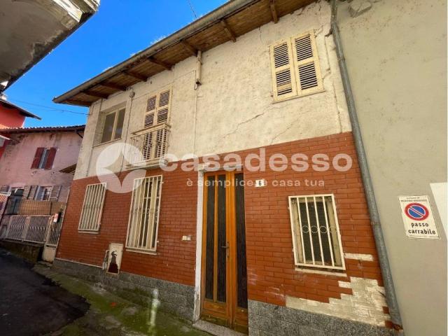 Villa Indipendente in vendita a Palazzolo Vercellese, Vercelli