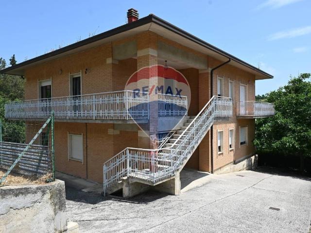 Villa Indipendente in vendita a San Antonio di Palena, Palena