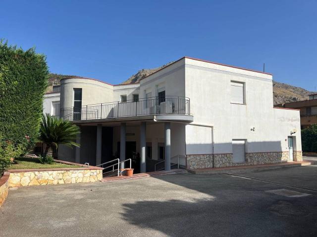 Villa Indipendente in vendita a V Circoscrizione, Palermo