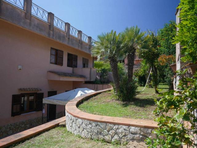 Villa Indipendente in vendita a VII Circoscrizione, Palermo
