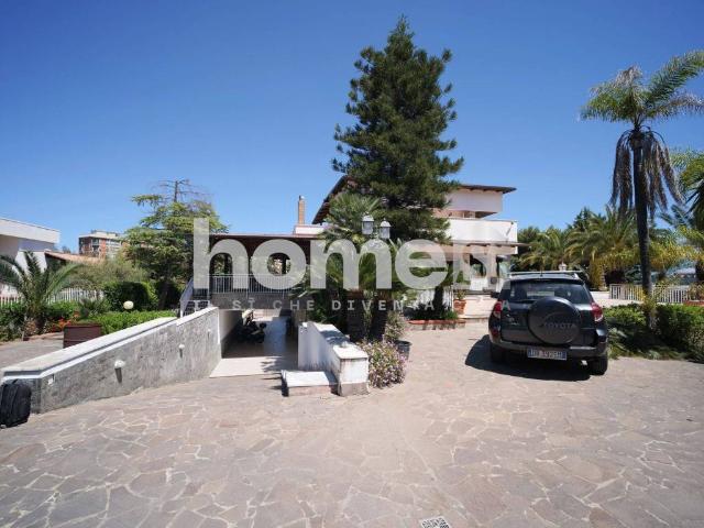 Villa Indipendente in vendita a V Circoscrizione, Palermo