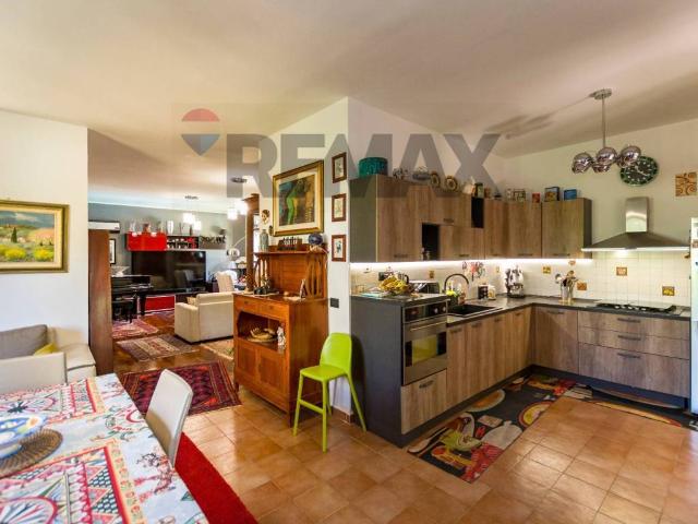 Villa Indipendente in vendita a V Circoscrizione, Palermo