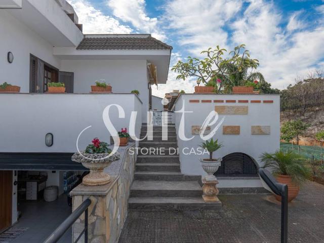 Villa Indipendente in vendita a V Circoscrizione, Palermo