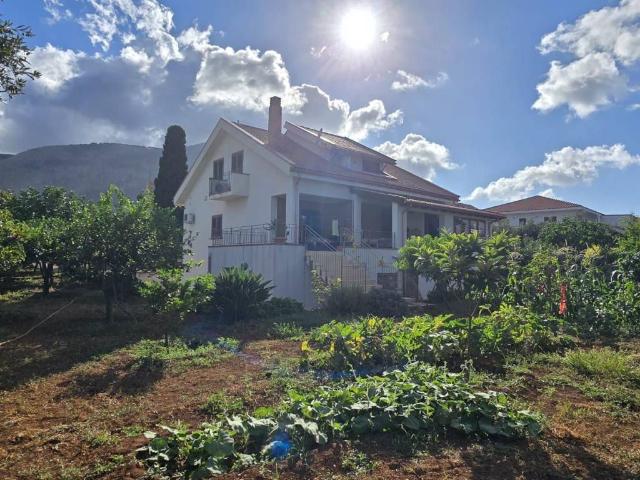 Villa Indipendente in vendita a Cardillo, Palermo