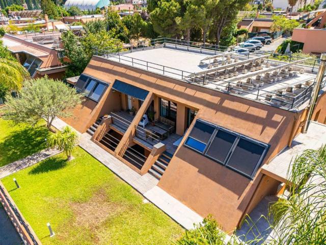 Villa Indipendente in vendita a VI Circoscrizione, Palermo
