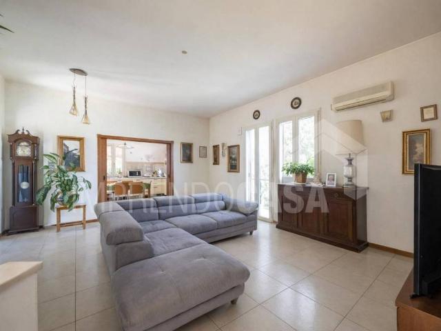 Villa Indipendente in vendita a IV Circoscrizione, Palermo