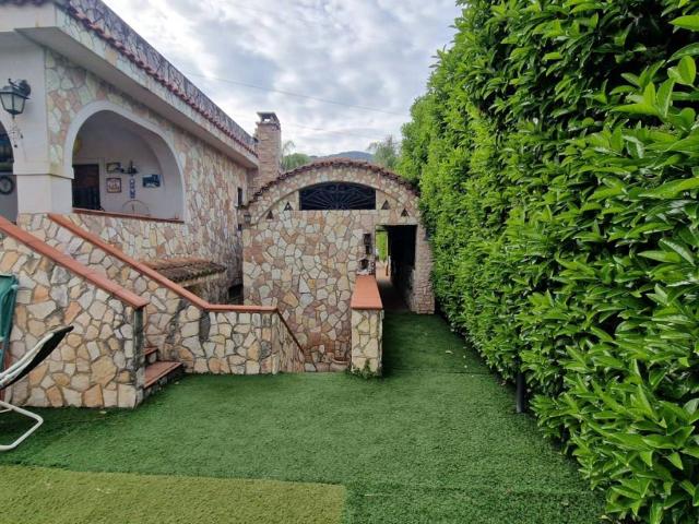 Villa Indipendente in vendita a VI Circoscrizione, Palermo