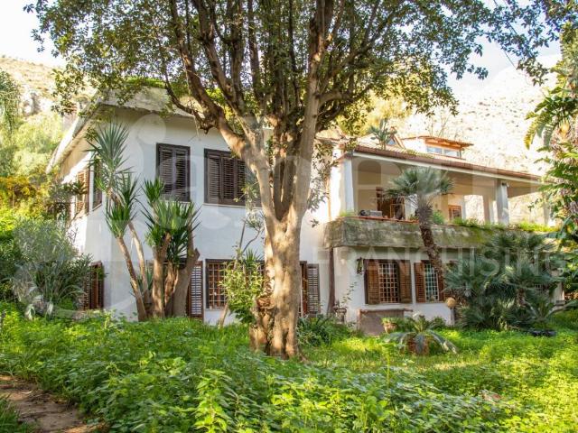 Villa Indipendente in vendita a VII Circoscrizione, Palermo
