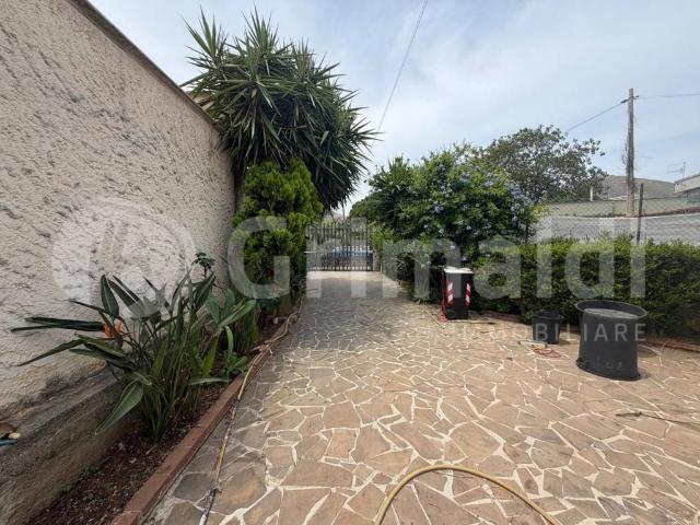 Villa Indipendente in vendita a VII Circoscrizione, Palermo