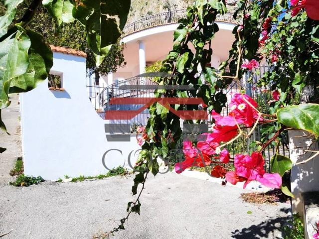 Villa Indipendente in vendita a VII Circoscrizione, Palermo