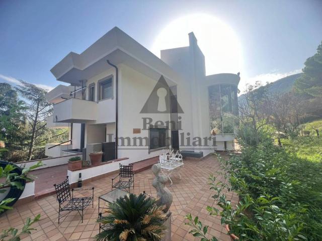 Villa Indipendente in vendita a VII Circoscrizione, Palermo