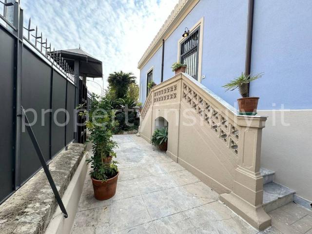 Villa Indipendente in vendita a VII Circoscrizione, Palermo