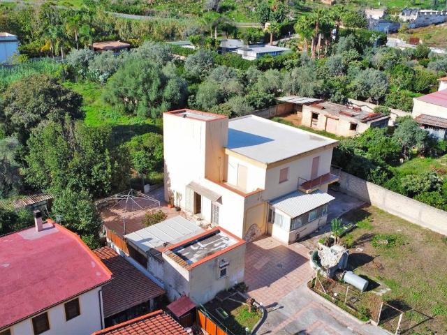 Villa Indipendente in vendita a VI Circoscrizione, Palermo