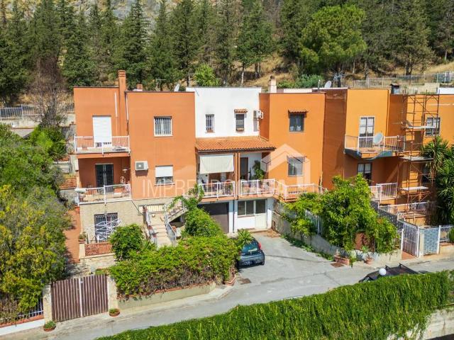 Villa Indipendente in vendita a V Circoscrizione, Palermo