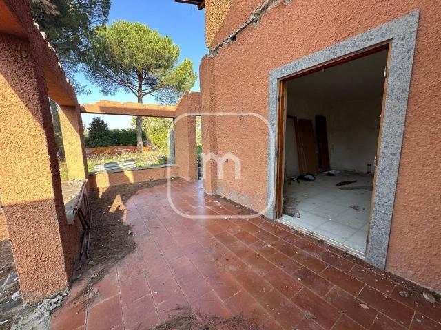 Villa Indipendente in vendita a Colle del Vescovo, Roma Capitale