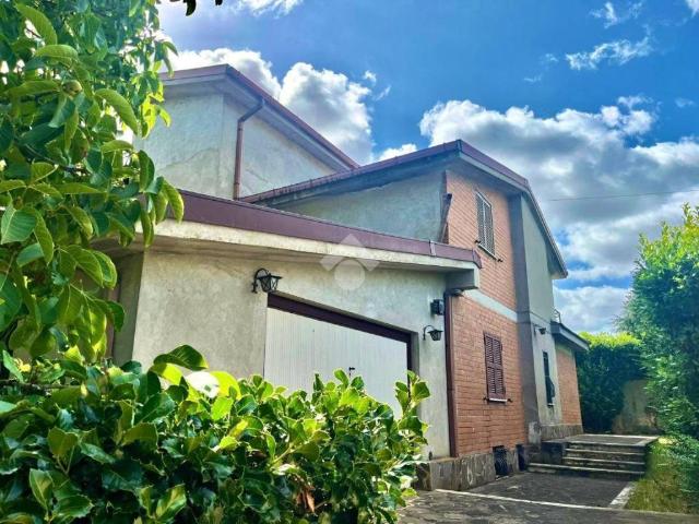 Villa Indipendente in vendita a Colle del Fico, Roma Capitale