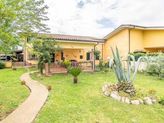 Villa Indipendente in vendita a Colle Rasto, Roma Capitale