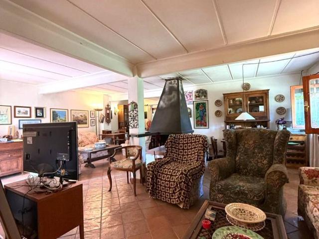 Villa Indipendente in vendita a Casale Lungo, Roma Capitale