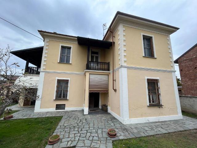 Villa Indipendente in vendita a Palestro, Lombardia