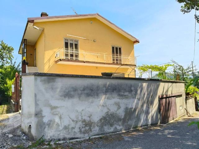 Villa Indipendente in vendita a Paliano, Lazio