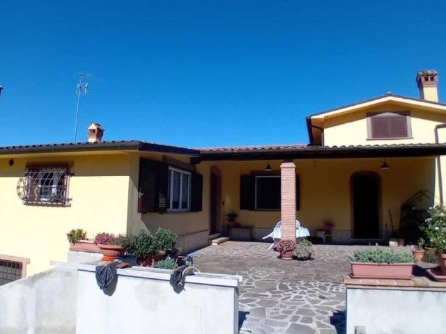 Villa Indipendente in vendita a Paliano, Lazio