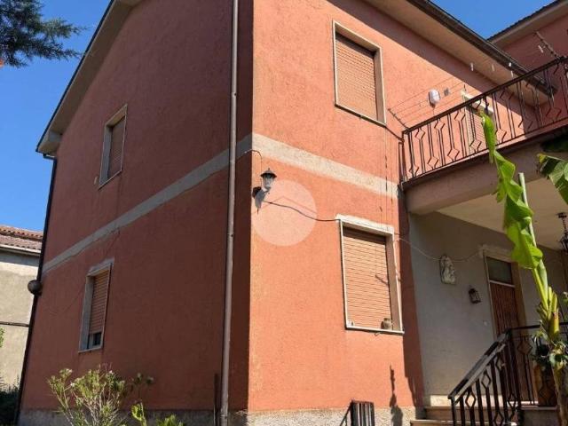 Villa Indipendente in vendita a Paliano, Lazio