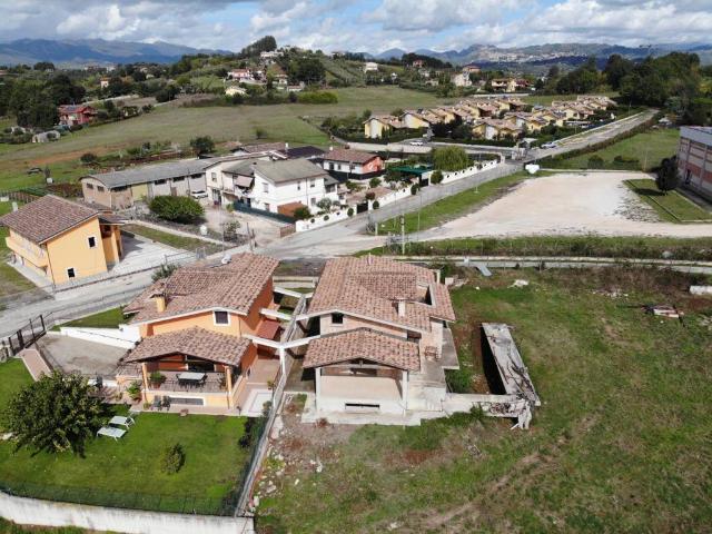 Villa Indipendente in vendita a Paliano, Lazio
