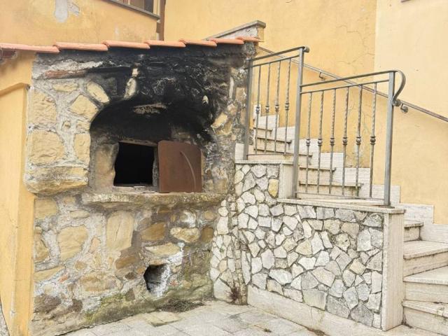Villa Indipendente in vendita a Casale Marzilli, Paliano