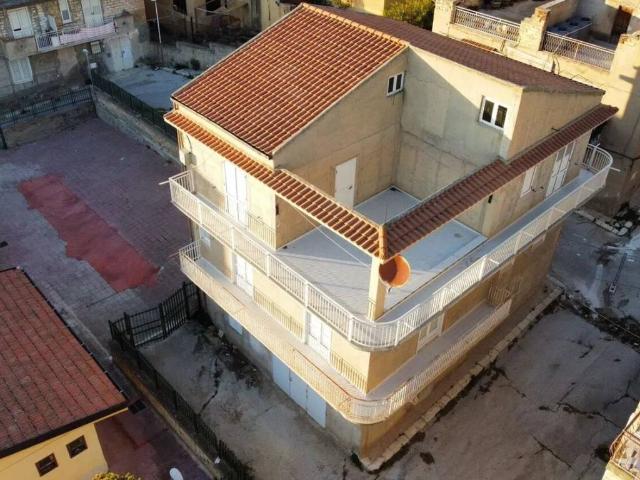 Villa Indipendente in vendita a Palma Di Montechiaro, Sicilia