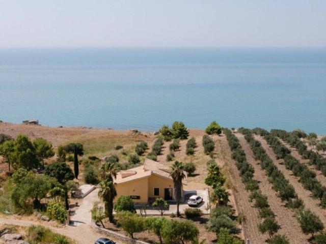 Villa Indipendente in vendita a Palma Di Montechiaro, Sicilia