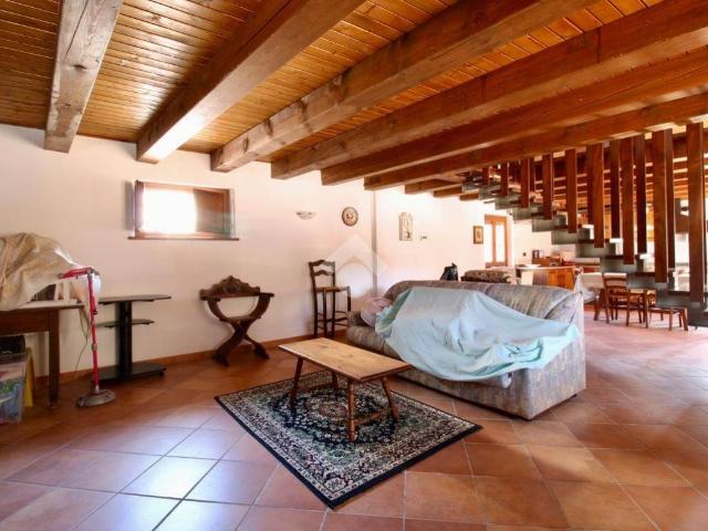 Villa Indipendente in vendita a Palmanova, Friuli-Venezia Giulia