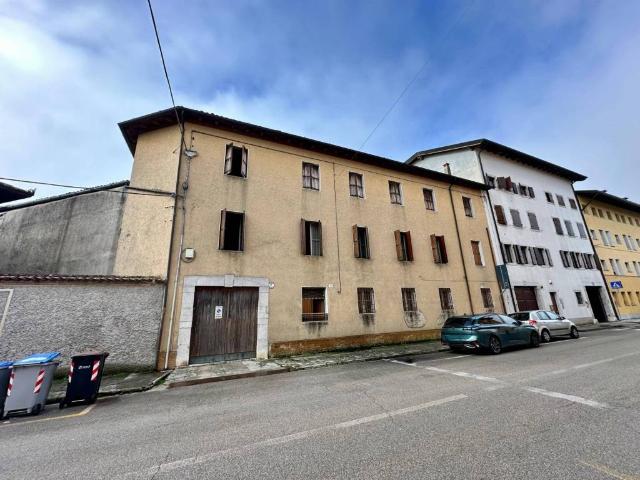 Villa Indipendente in vendita a Palmanova, Friuli-Venezia Giulia