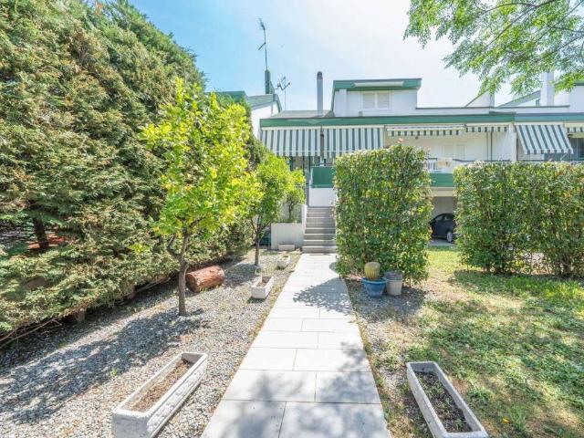 Villa Indipendente in vendita a Puglia, Bari