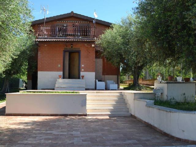 Villa Indipendente in vendita a Roma Capitale, Lazio