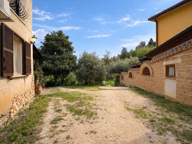 Villa Indipendente in vendita a Roma Capitale, Lazio