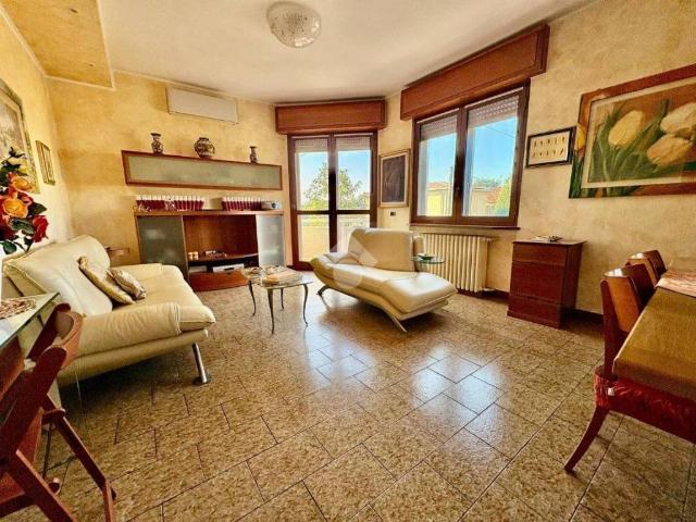 Villa Indipendente in vendita a Palosco, Bergamo