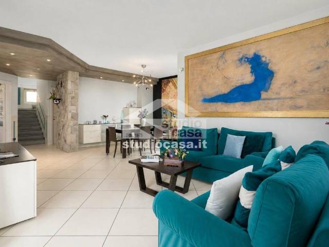Villa Indipendente in vendita a Palosco, Lombardia