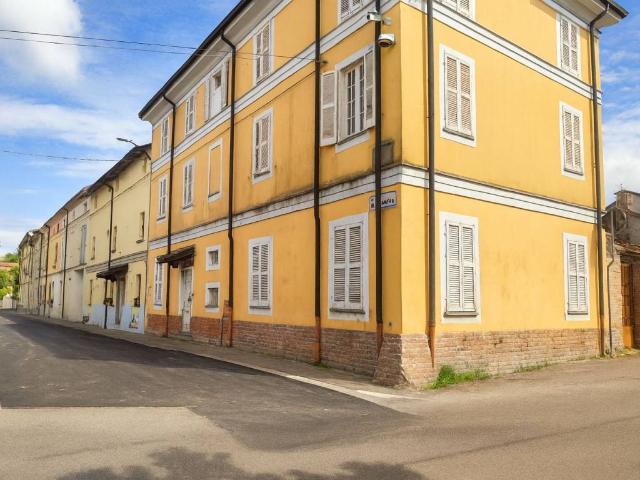 Villa Indipendente in vendita a Pancarana, Lombardia
