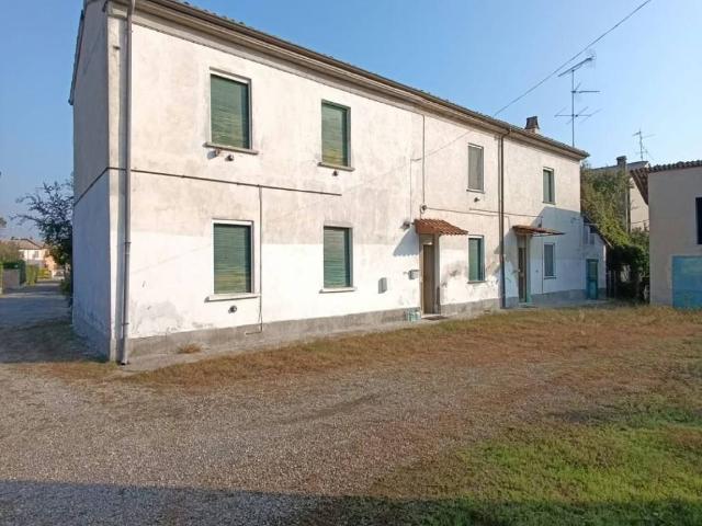 Villa Indipendente in vendita a Pancarana, Pavia
