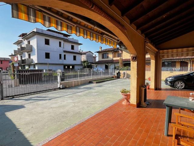 Villa Indipendente in vendita a Nosadello, Pandino