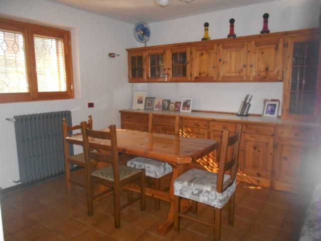Villa Indipendente in vendita a Pandino, Lombardia