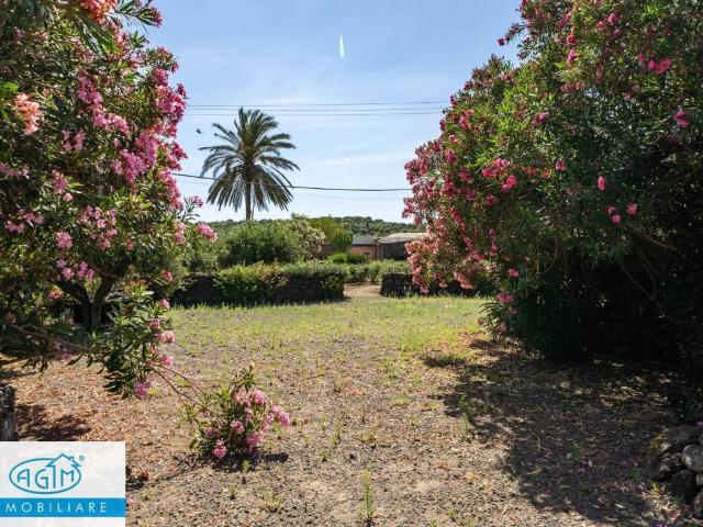 Villa Indipendente in vendita a Pantelleria Aeroporto, Sicilia