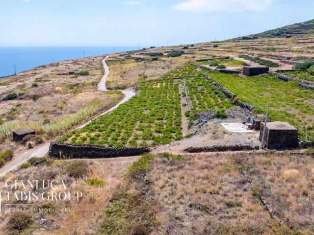 Villa Indipendente in vendita a Pantelleria Aeroporto, Sicilia
