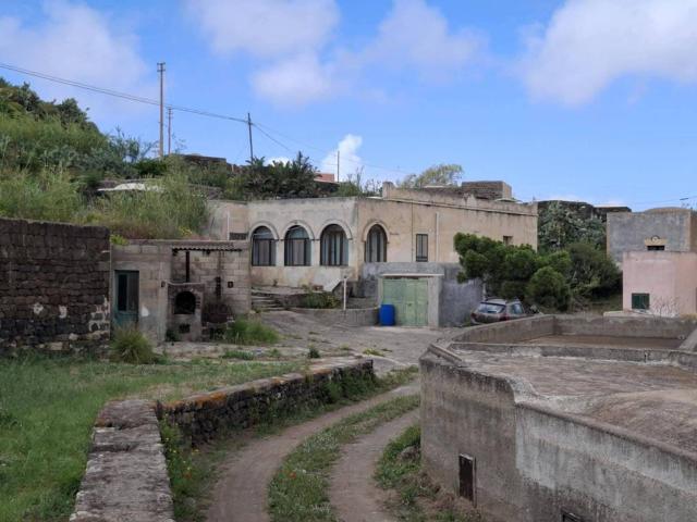 Villa Indipendente in vendita a San Vito, Pantelleria Aeroporto