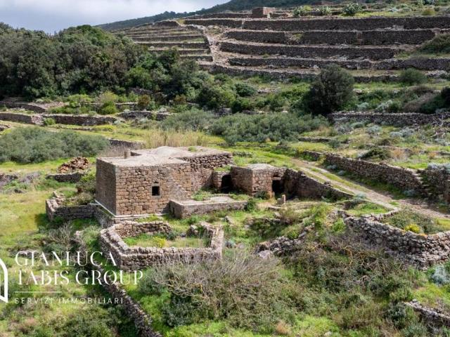 Villa Indipendente in vendita a Raháli, Pantelleria Aeroporto