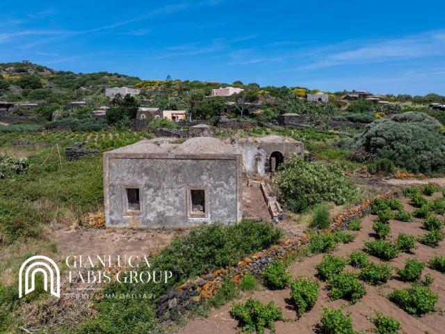 Villa Indipendente in vendita a Khamma, Pantelleria